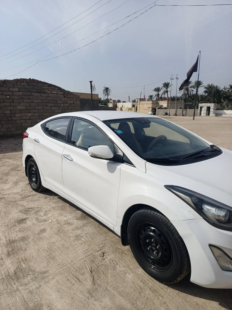 السلام عليكم النتره البيع موديل 16خليجي  فول موصفات اشاير جانبيه مكينه 1600خير من الله بيه الهلال صفحتين او دوس فقط  السعر 116اوبيه مجال رقمي ***********
