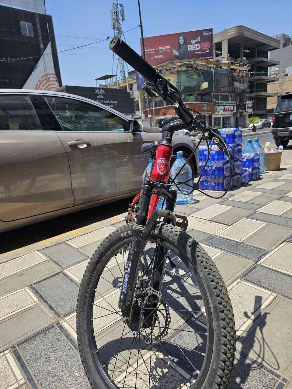 سلام،عليكم BMX Gtr للبيع ماركة Pro جبلي شكو صعدة يصعدها حجم ٢٢ السعر ١٥٠ قفل مكاني بغداد المنصور.


**إذا كنت صاحب هذا الإعلان وتريد حذفه لأي سبب، رجاءا أرسل رسالة إلى الدعم الفني**