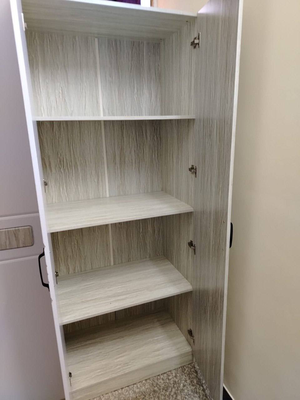 كنتور ٤ باب 
نقل جميع محافظات  
قياس 
العرض ١٦٠ سم 
الارتفاع ٢٠٠ سم 
عمق ٥٠ سم.


**إذا كنت صاحب هذا الإعلان وتريد حذفه لأي سبب، رجاءا أرسل رسالة إلى الدعم الفني**