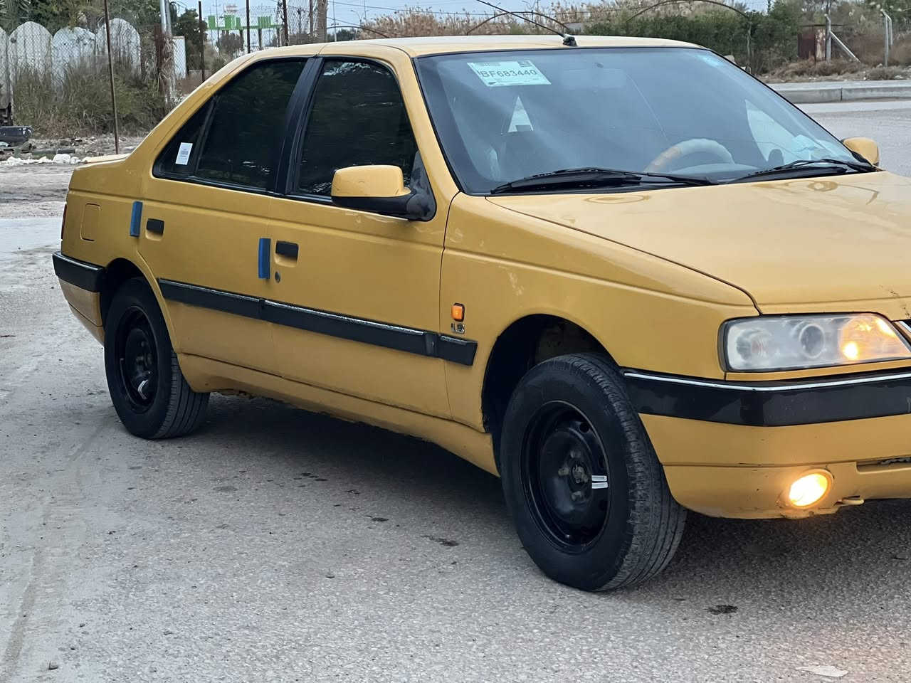 السلام عليكم للبيع بيجو405 موديل 2016رقم بغداد تحويل  ثاني يوم مصفره هيئه وغرامات سيارة جاهزه كل نقص مابيه مكفوله من صبغ وضربه تبريد حداديه كله جاهزه
سعر45 وبيه مجال مكاني بابل 
***********
