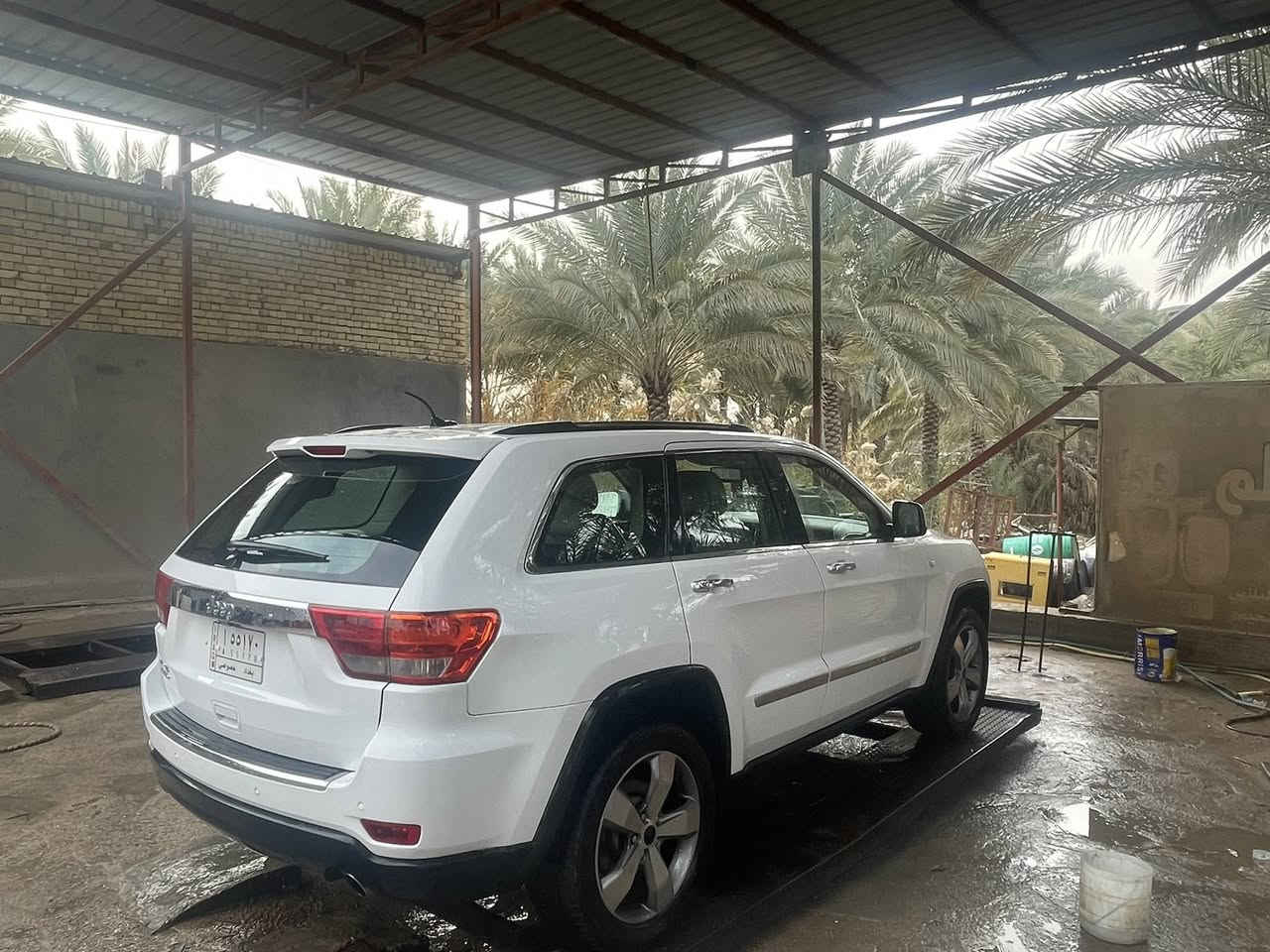 السلام عليكم
جيب 2013 فوول مواصفات اعله فئه  خليجيه رقم بغداد 

مكفوله من كلشي بيه شويه صبغ بالجاملغ الخلفي والباقي مكفول ***********

السعر 190$
