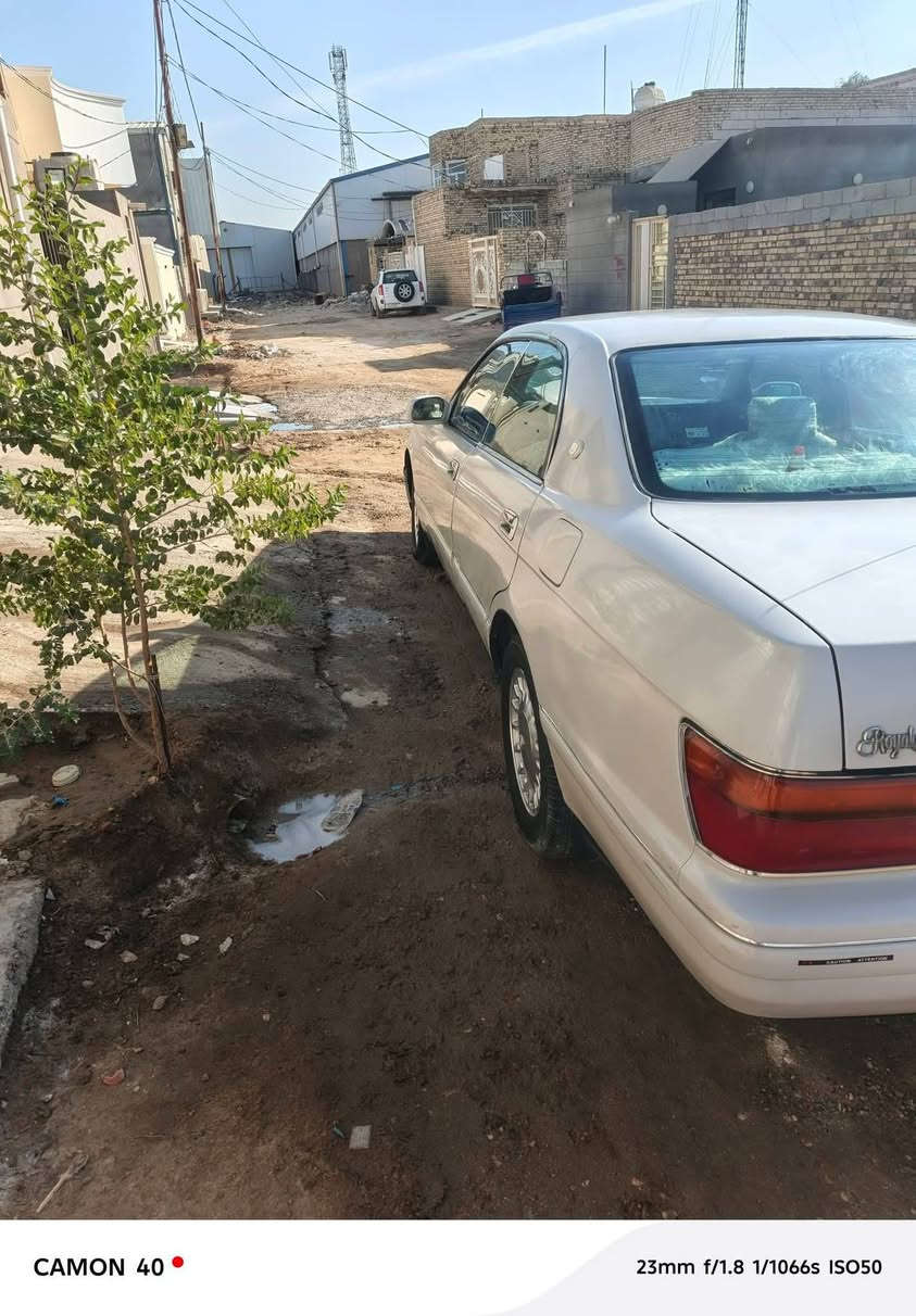 السلام عليكم
بطه منفصل للبيع موديل ٩٣ سياره مكفوله من كلشي نضافه فول كلشي بيه شغال مصبوغه عام للجماليه رقم بصره باسمي
مكاني الديوانية ***********
