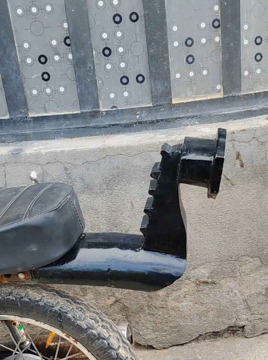 لسلام عليكم سيبايه باكستانيه البيع السعر 45وبيه مجال ***********
