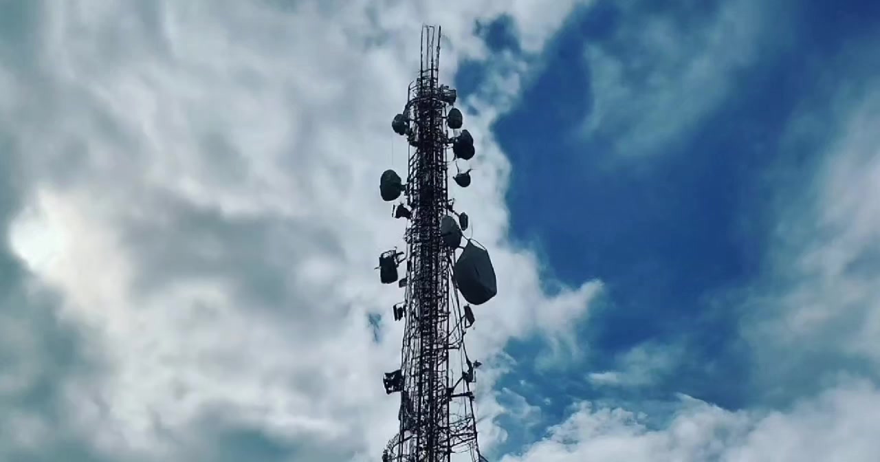 من البقية يعلقون بالنويز،
C6x يشتغل بثبات 😎📡

✔ مناسب ISP
✔ يتحمل التداخل
✔ أداء احترافي

#Mimosa #C6x #ISP #Wireless #Backhaul


**إذا كنت صاحب هذا الإعلان وتريد حذفه لأي سبب، رجاءا أرسل رسالة إلى الدعم الفني**