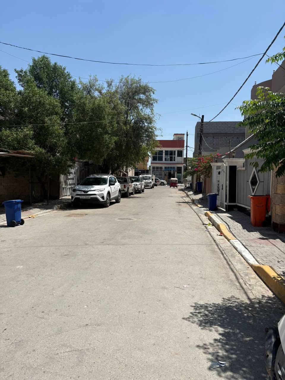 قطعه ارض للبيع في بعقوبه التحرير
حي القاده قرب عباس البقال 

المساحه 150متر الواجه 7ونص
طابو صرف تحويل مباشر
خدمات كامله
للأستفسار ***********
