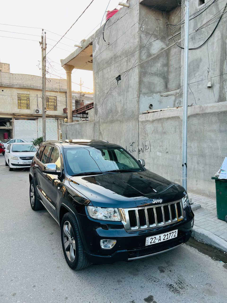 السلام عليكم جيب لمتد خليجي. موديل 2011 اصل رقم اربيل الجديد تريد تحويل تريد وكاله فول الفول خليجي. كلين  مكفووله من الحادث والتبديل بيه ثنين ارباع صبغ.  ربع الجوملغ من الاسفل. وربع باب اثر شخوط.  ملاحظه المحرك 8 سلندر ارتي.  الموصفات. كشنات جلد. شاشه كبيره اماميه رادار. امامي نقطه عمياء مريات شفط. باب خلفي كهربهائي.  فتحه سلايت بانوراما.  
وبيها بعد موصفات.  السعر 149$ وبيه مجال جدا بسيط حك الجيه. الشراي يتصل على الرقم *********** البصرة, العراق
