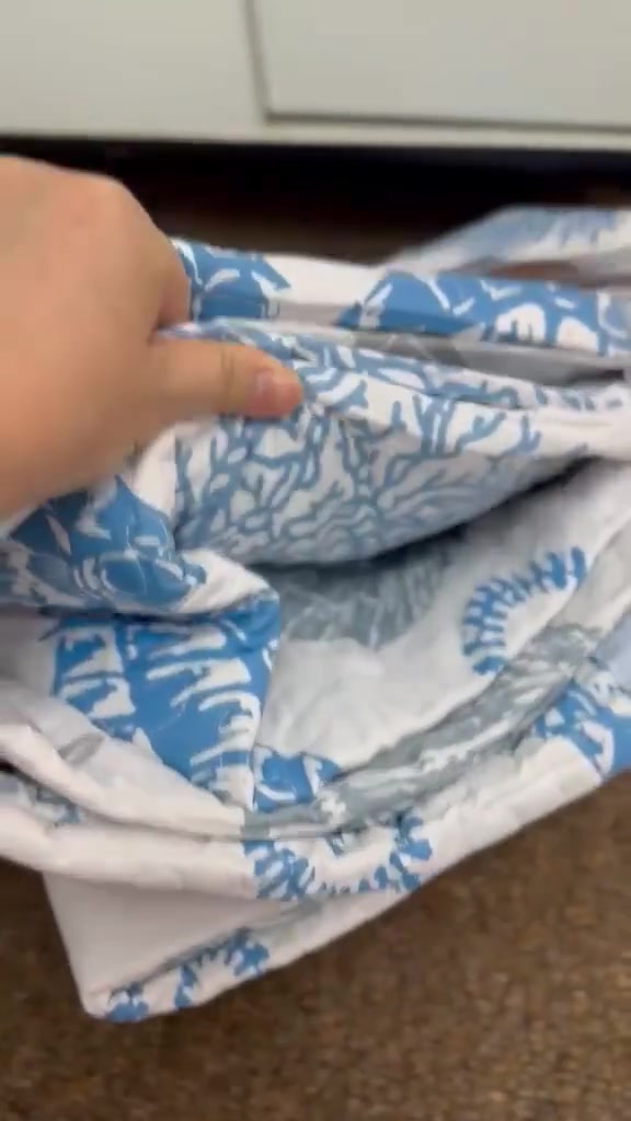 فرشه نفرين قطني مع 2مخاد
قياس كبير 260*240


**إذا كنت صاحب هذا الإعلان وتريد حذفه لأي سبب، رجاءا أرسل رسالة إلى الدعم الفني**