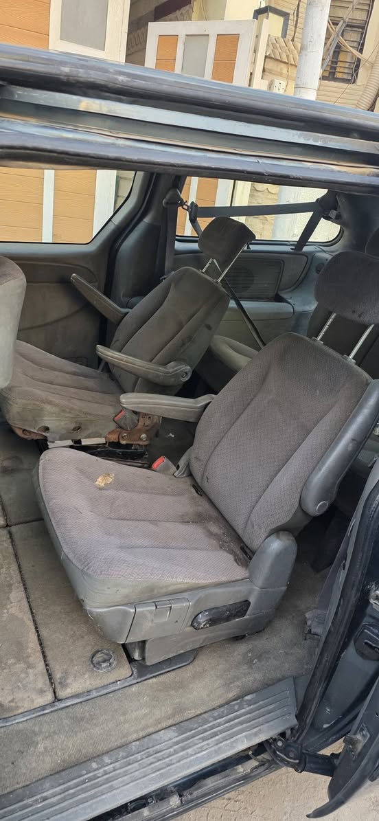 للبيع دوج كرايسلرتاون اند كانتري
(موديل٢٠٠٧)محرك٣٣٠٠ المرغوب
شاصي طويل موصفاتLX
منضومه تبريد تدفئة كلةجاهزة
رقم بغداد تحويل ثاني يوم كاظمية
كشنات سياحي ويل كب ١٦ 
مكان السيارة الدورة شارع ابوطيارة
(سعر٦٠ورقه)
 (سيارة بل كشر اكو ملاحظات مع داخل تعبان الارضيه) 
*********** وتساب
*********** وتساب للاعمال
