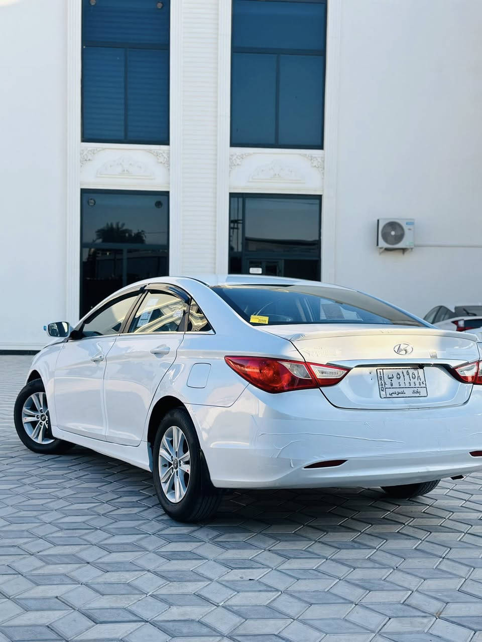 السلام عليكم
سوناتا موديل 2012 
خليجي بدون حادث صبغ  بنيد فقط 
محرك دوش ٢٤٠٠
جاهزه من كل شي محرك كير صدر تخم تاير حداديه
السعر ١١٥ 
المكان الفلوجه
الاستفسار ***********.
