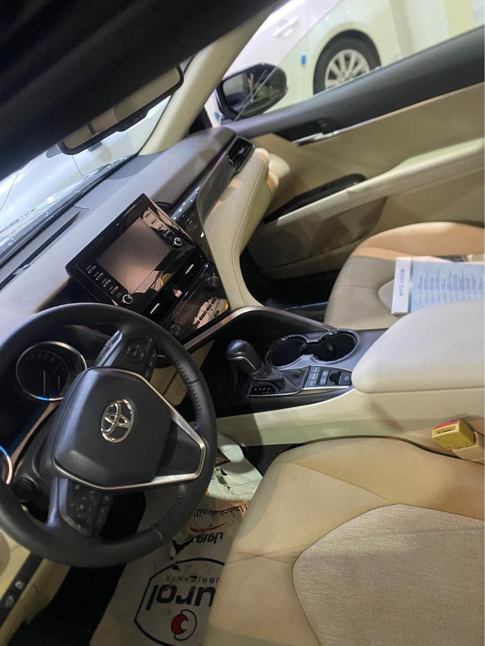 تيوتا كامري 
سنة الصنع:2024
عداد المسافة:30 الف كم
وكالة عبد الطيف جميل
خليجي كفالة عامة 
الفئة:GLe
فول مواصفات
بانزين+ هايبرد
بعدها بحالة الوكالة
رقم بغداد باسمي
السعر 245$ وبي مجال بسيط
الكاظمية جكوك
يتوفر بيع وشراء ومراوس بكافة انواع السيارات
*********** بغداد, العراق
