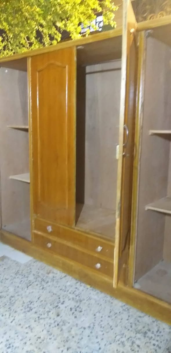 كنتور ٤ أبواب صاج تفصال درجه اولى كله صاج والظهر براغي فريم خمسه ميل قرب مدرسة بور سعيد السعر ٢٨٠


**إذا كنت صاحب هذا الإعلان وتريد حذفه لأي سبب، رجاءا أرسل رسالة إلى الدعم الفني**