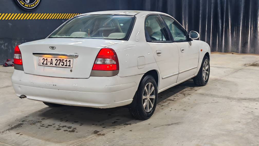 داوێ نۆبرا مۆدێل ١٩٩٩.
ڕەقەم سلێمانی تازە کراوەتەوە تا 2030 
سەیارەیەکە زۆر بە خاوێنی ماوەتەوە لە دەرەوە و لە ناوەوە. بێ تەقە و ڕەقەیە
هەموو گیانی ئیش ئەکات و 
گێڕ و مەکینەی بەشەرت بەبێ بوخار. 
چوار جام کارەبا 
گێڕ تەرح.
سعر: ٤٥ $ كالار, السليمانية


**إذا كنت صاحب هذا الإعلان وتريد حذفه لأي سبب، رجاءا أرسل رسالة إلى الدعم الفني**