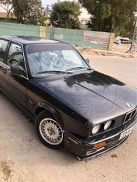 بي إم 320 • ١٩٩١ • قير أوتوماتيك