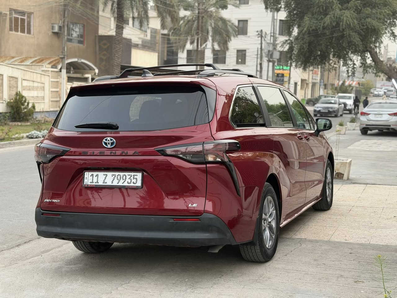 ياالله
السلام عليكم تيوتا سينا 2025 LE بلاص هايبرد وارد امريكي
                  حجم المكينه :2500 
        المسافه المقطوعه :  22 الف ميل
 الضرر: صبغ باب وجاملغ يسرا 🚗وباب سلايت بي بارد 
                           الايرباك : برده + كشن 

موصفاتها
1.فتحه 
2. شاشه
3. هندبريك بصمه
4.كشنات مخمل 
5.بصمه 
6. بصمة ابواب
7.كشنات كهرباء
8. هيترات بالكشنات
9. بيبان كهرباء 
10. رادارات 360
11. كشافات
12. لايتات لد 
13. بكلايت لد 
14. ثلاث قطع تبريد
15.شحن وايرليس
السعر :285 مرقم بغداد وبيها مجال
تفاصيل اكثر هذا رقمي ***********4 تحياتي 
مكاني بغداد حي الجامعه
