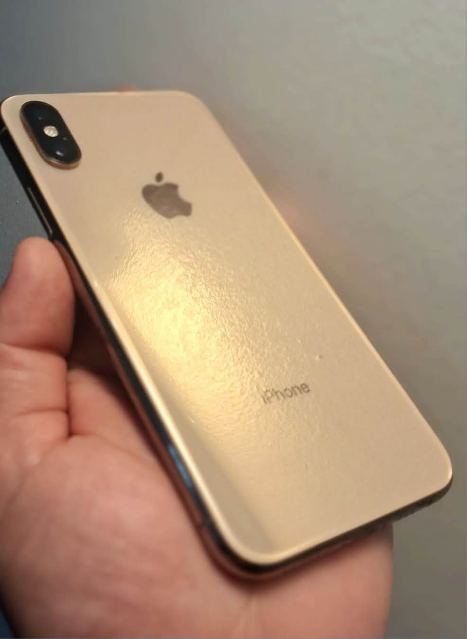 ايفون XS
ذاكرة 64 GB

البطارية🔋 74‎%‎

الشاشة مفطورة فطر خفيف

والفيس ايدي 

والبطارية

الباقي كله شغال

سعرة 140 بي مجال

بغداد الحريه 

***********
