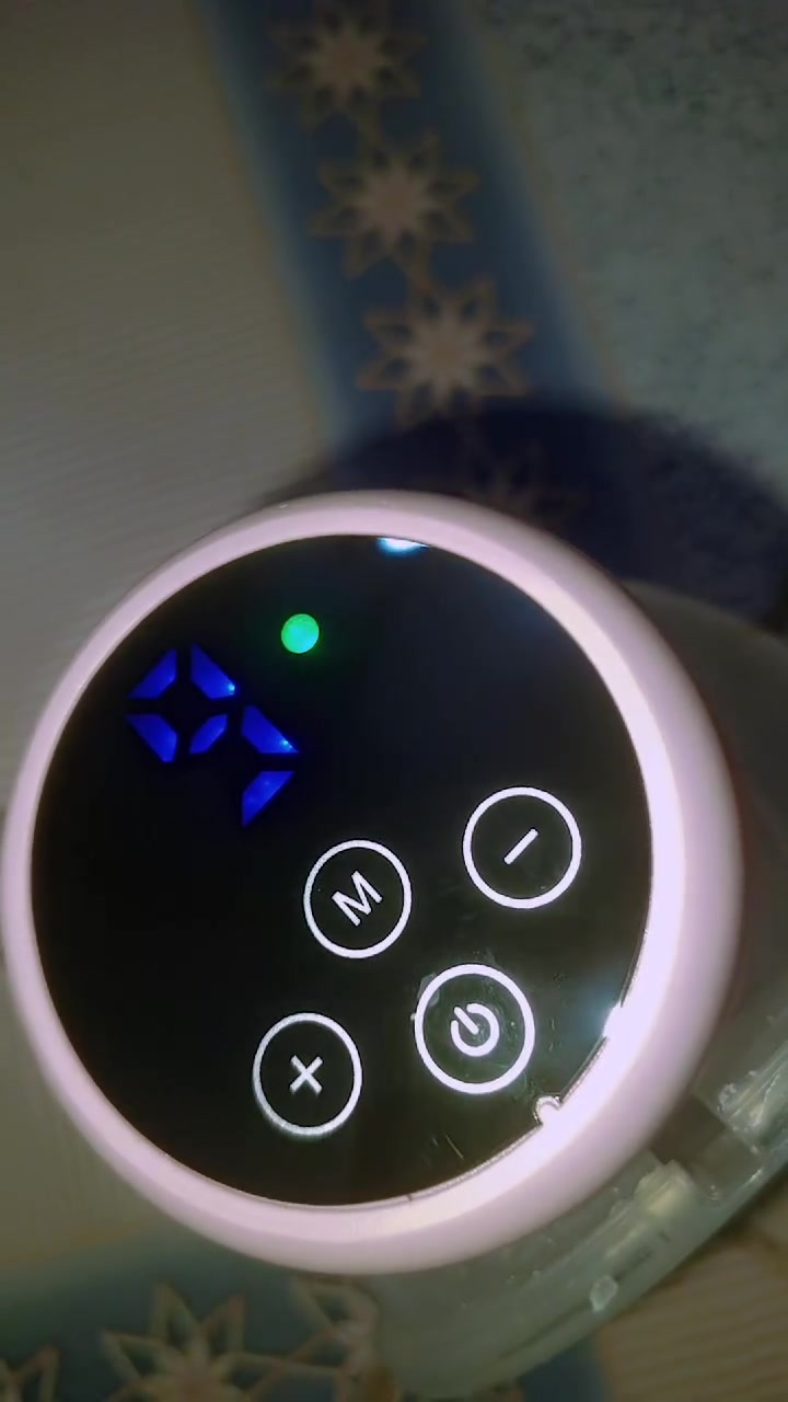مرحبا بنوتات اشتريت جاذبه ما ستعملتها بعدهي جديده كلشي واضح بل صوره اشتريتها ب 25 رايدتها ب 20 بعدهي جديده لله شاهد شتريت حليب لبني وما ستعملتها بس جربتها وعفتها لن شتريت حليب


**إذا كنت صاحب هذا الإعلان وتريد حذفه لأي سبب، رجاءا أرسل رسالة إلى الدعم الفني**