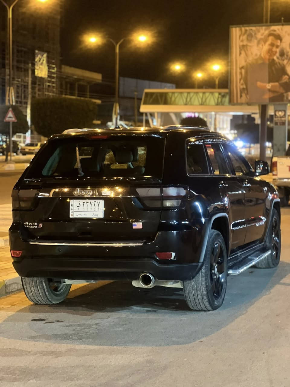 جيب لاريدو 2011 خليجي لمتد ١/١ فول مواصفات
لسياره فول مواصفات للاخير كهربائياتها على وضع الشركه نص جاملغ مرشوش فقط والباقي كفاله سياره فول مواصفات بونراما فتحة سقف بصمه فوووووول للاخير 
السعر ١٧٥ بي مجال حق جيتك 
*********** العنوان الانبار - الفلوجة واهلا وسهلا بيكم
