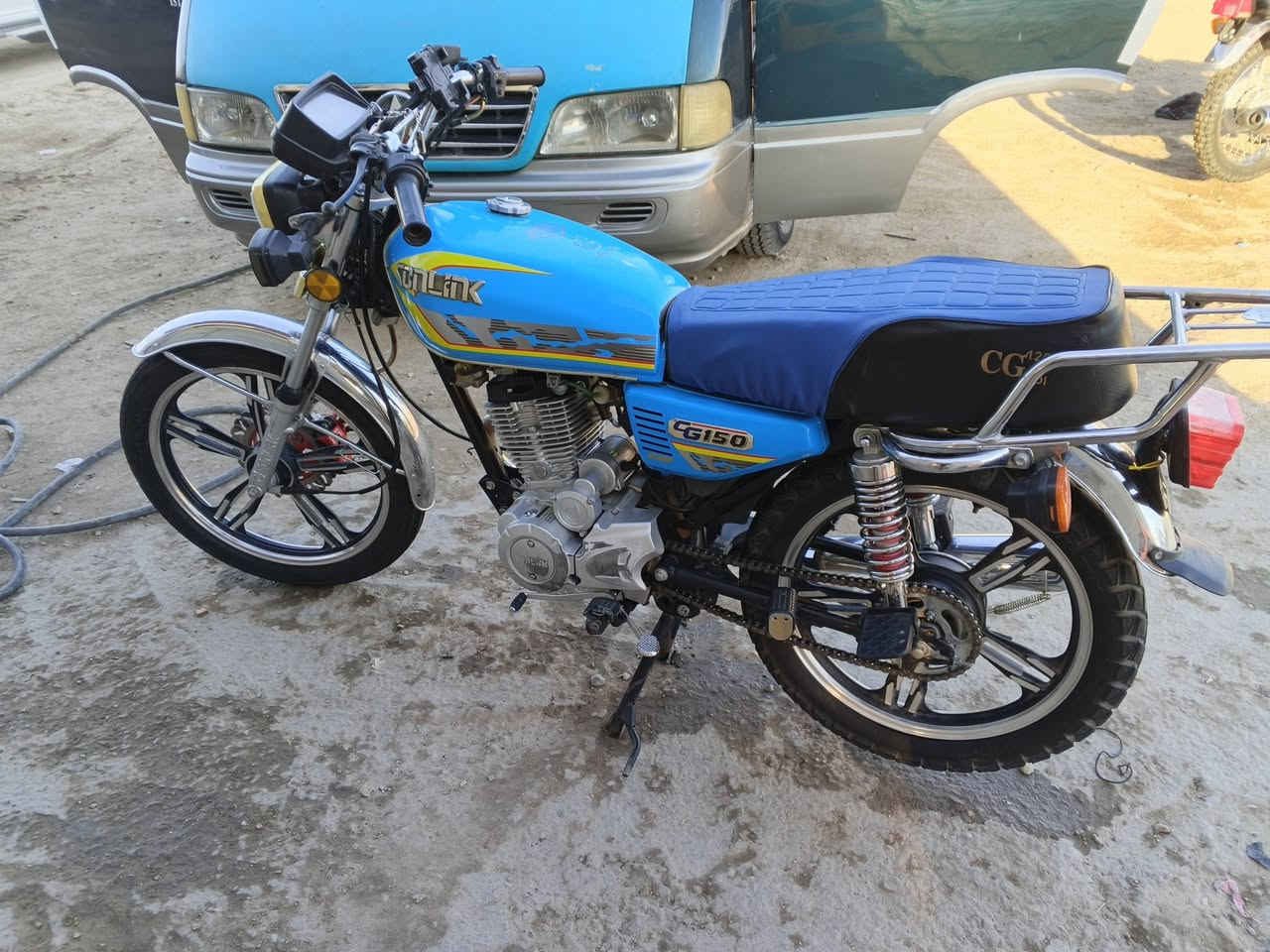 السلام عليكم دراجه سيفان للبيع
موديل 2024 مكفوله اوراق  الديوانيه السنيه
السعر خاص للاستفسار(***********)اتصل وبيك خير ودلل
