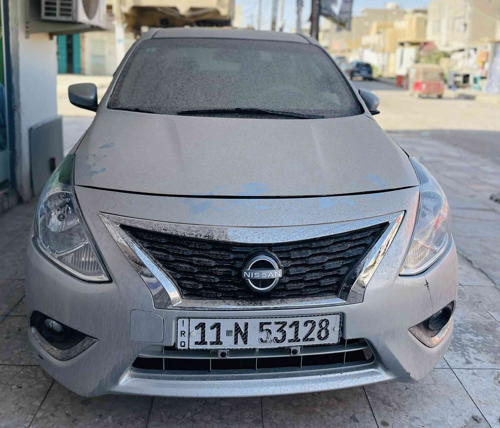 السلام وعليكم
نيسان فيرسا 2019
مكينة 1600 SV
ماشية 91 
حادث 3 قطع مثل ما واضح بلسونار 
السيارة خير من الله ما ناقصها شي غير بس حساس تاير واحد واكف صدر + دبلات جديد باتري  تايرت جديد 
شاشة تحكم استيرن جام كهرباء كامرة
لايت ابيض ثلجي زنون
تبريد كير مكينة مكفول سيارة حلوة و بلعافية ع يأخذها
رقم بغداد بأسمي هزة جديدة تحويل ثاني يوم
مكاني بغداد _ العبيدي  
السعر 86$
***********
