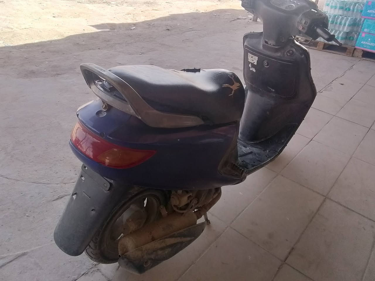 فراشة البيع دراجة بيه خيط تبخير سعر 250بيه مجال القرنه نعيم ***********
