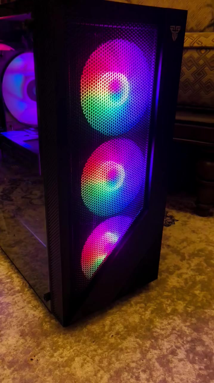 كيس للبيع
السلام عليكم، بيسي بمواصفات عظمه
كامل مكمل مع كراتينها
المواصفات:
✓✓✓✓✓✓✓
MB: Gigabyte B650M
CPU: AMD Ryzen 5 9600X
Cooler: Deepcool AG500 ARGB
GPU: Gigabyte RTX 5060Ti 16GB Windforce
RAM: 32GB (16x2) DDR5 6800Mhz
SSD: WD Black 2TB SN850X
PSU: Fantech Shadow 650W
Case: Fantech CG77
✓✓✓✓✓✓✓
الكيس استخدام اسبوع نظافتها على نظافتها من اشتريتها
السعر: مليونين و400
العنوان: النجف وموجود توصيل
للتواصل: *********** او ماسنجر 
وشكرا
