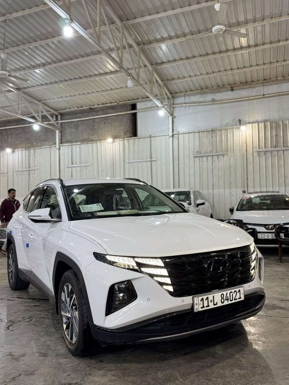 ابدأ رحلتك نحو القيادة المثالية مع معرض الدله للسيارات🚘، حيث الثقة والتفوق يلتقيان في كل تجربة قيادة. نحن نعلم أن السعر والجودة هما عوامل حاسمة في اختيار سيارتك المثالية، ولذلك نقدم لك أسعارًا تنافسية لا تُقاوِم.

الموقع📍: بغداد الكريعات شارع الوقف السني 
للاستفسار :***********
                    او 
***********

اللاستفسار عبر الواتساب ‬

النوع:هونداي توسان 
الموديل:2021
حجم المحرك:2.0دوش
عداد المسافه:45 الف كيلو متر 
خليجي كفاله من الصبغ 
المواصفات:
بصمه تشغيل
بصمه ابواب
كشنين كهرباء
سايد بريك دكمه
اوتو هولد
حساسات360 
بردات خلفيه 
قطعتين تبريد
مثبت سرعه 
تحكم ستيرن جهتين
شاشه
كامرا 
شاحن واير لس
وباقي المواصفات المعروفه
السعر198وبيه مجال بسيط
