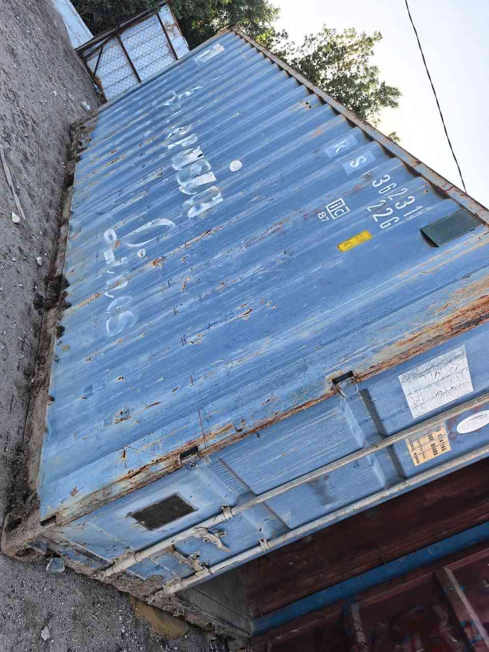 يالله يارزاق 🧿🧿🧿حاويات طول ٦ بنظافة أكثر من ٨٥ بالمية 🧿🧿🧿عنوانا نجف الاشرف الاستفسار ع الاتصال *********** 🧿🧿🧿🧿🧿🧿
