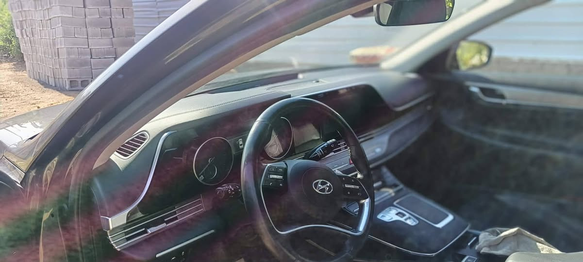 السلام عليكم ازيره 22غاز مكفولة كفاله عامه من الضربه والصبغ ماشيه 42 سياره جديده استخدم بيت رقم قادسيه تحويل مباشر للاستفسار الاتصال على الرقم ***********مكلف بالنشر
