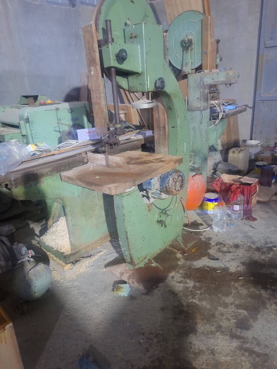 لولب ايطالي حجم 600 ماركه سيبا جاهز  السعر  ٩٥٠الف ***********
