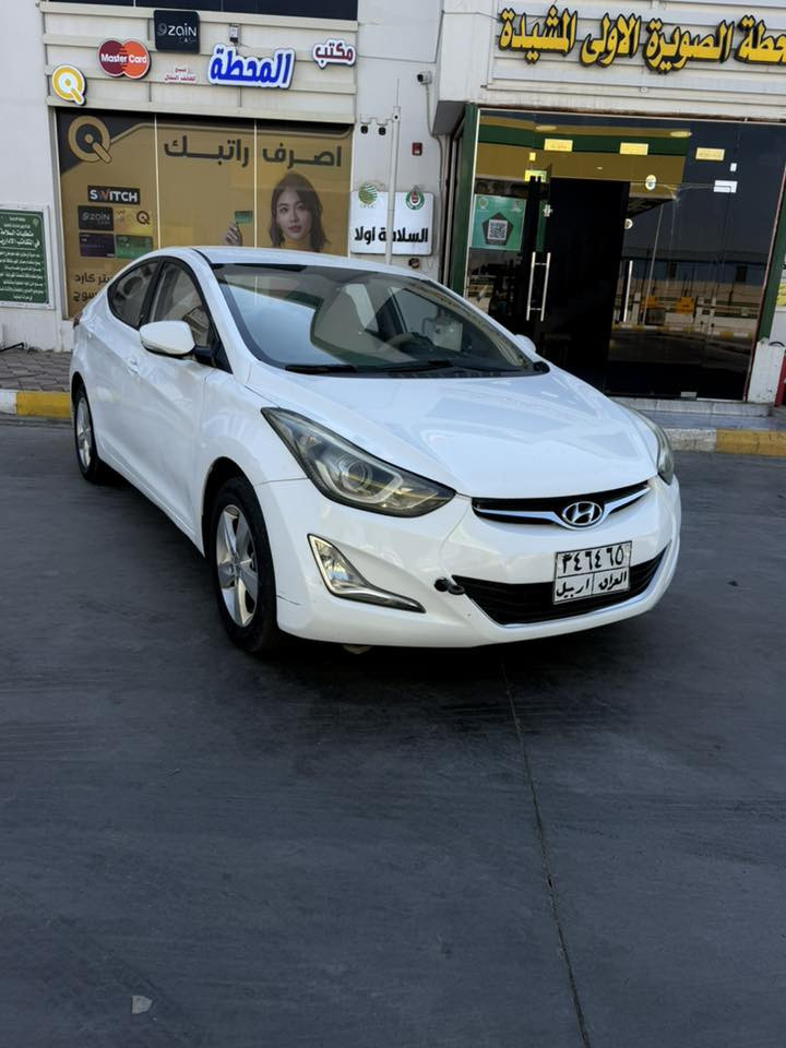 سلام عليكم 

النترا2013بيه 4قصع 

صبغ بدون دواخل سياره جاهزه 

ربع ماتصرف عليهه تخم تاير صدر 

محرك تبديل كامل قبل 20يوم 

سياره مابيه اي نقص محرك 1600وكاله او تحويل 

مكان واسط الصويره 

***********//***********
