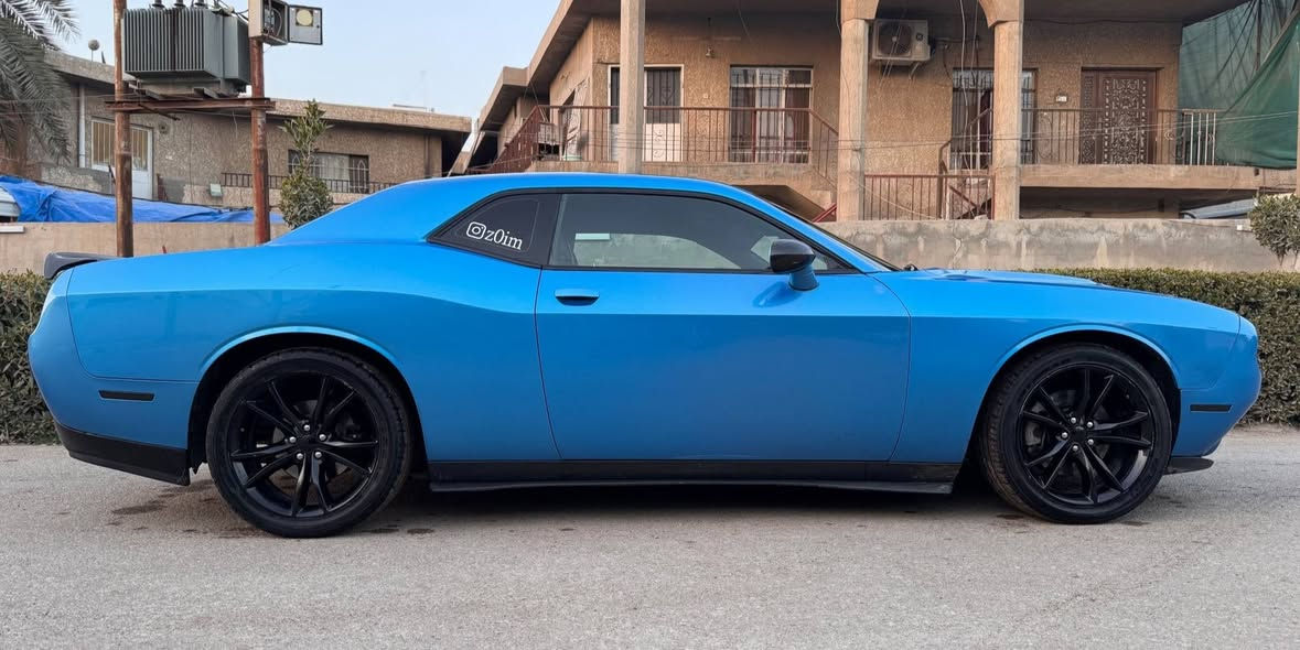 جالنجر GT V6 بحري 2016
ماشية 99 الف ميل 
( تشغيل عن بعد - كشنات جلد وكهرباء - تدفئة ستيرن - شاشة جبيرة - تدفئة وتبريد بالكشنات - دكمة سبورت - عدسات زنون اصلية 300$ - شوتة رياضية 400$ -سبايدر ودفيوزر ودوسات كت كامل ريد آي ) 
سنوية ل2028 
كير محرك تبريد تدفئة كفالة كلهن
حادث جاملغ بنيد ،وسونار بالمنشور

السيارة نظيفة وكلوب واحد مامشتغل بلدشبول ،تفيد الجناي الي يدور شي مايتعبة وميفتح بنيد اصلا 
مكان السيارة بغداد الدورة
رقم صاحب سيارة ***********
