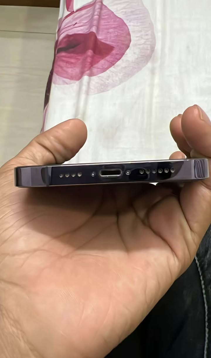 ايفون 14 برو ماكس شرف اوسط بطاريه 80 جهاز ما مفتوح  سعر850


**إذا كنت صاحب هذا الإعلان وتريد حذفه لأي سبب، رجاءا أرسل رسالة إلى الدعم الفني**