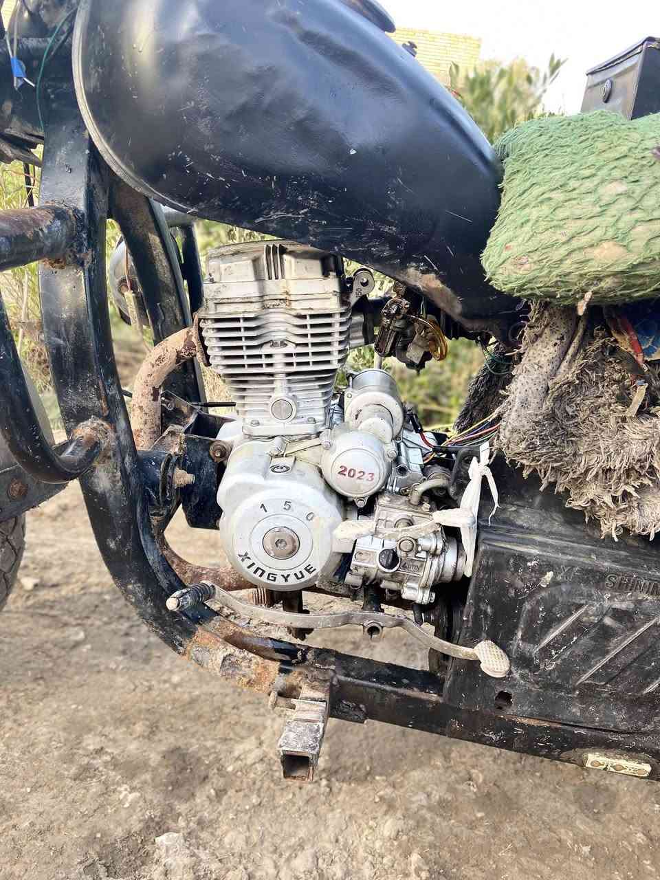 السلام عليكم ستوته للبيع موديل 20 محرك 23 مكان بابل سعر مليون و50 للاستفسار***********
