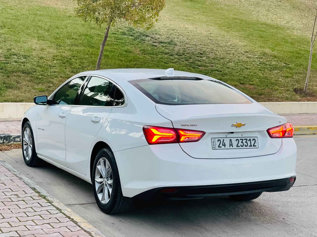 ﷽

ماليبو  بو فرۆشتن 
موديل ٢٠١٩ 
مواسةفات LT
150 هةزار روشتوة
رةقةمو سةنةوي تازةية بةناوي خومانة
سةيارةكة بي بوياخ داغل بوة ليرة بونيتي بوة بة بوياخ

مواسةفات
بةسمة
شةغال
شاشة گةورة
كاميرا
ليد
لايت عدةسةو زينونة
بةگ لايتي ليدة
اوتو هولد
اوتو ستوپ
كوشن كارةبا
كوشن هيتةر
زور مواسةفاتي تر

سةيارةكة لةسليمانية

سعري ١١٥$

***********📞

==============================

﷽

للبيع ماليبو
موديل ٢٠١٩
مواصفات  LT
ماشي ١٥٠
رقم و سنوية جديدة
سيارة بي اسمي بشرط تحويل غرامة
بس بونيت صبغ بدون دواخل  سيارة حلوة مابي بارد

مواصفات
بصمة
شغال
شاشةكبير
كاميرا
ليد
لايتات عدسة  زينون
بگ لايت ليد
اوتو هولد
اوتو ستوپ
كشن كهربا
كشن تد فيئة

مكان سيارة سليمانية

سعر  ١١٥$ 

***********📞 السليمانية, العراق
