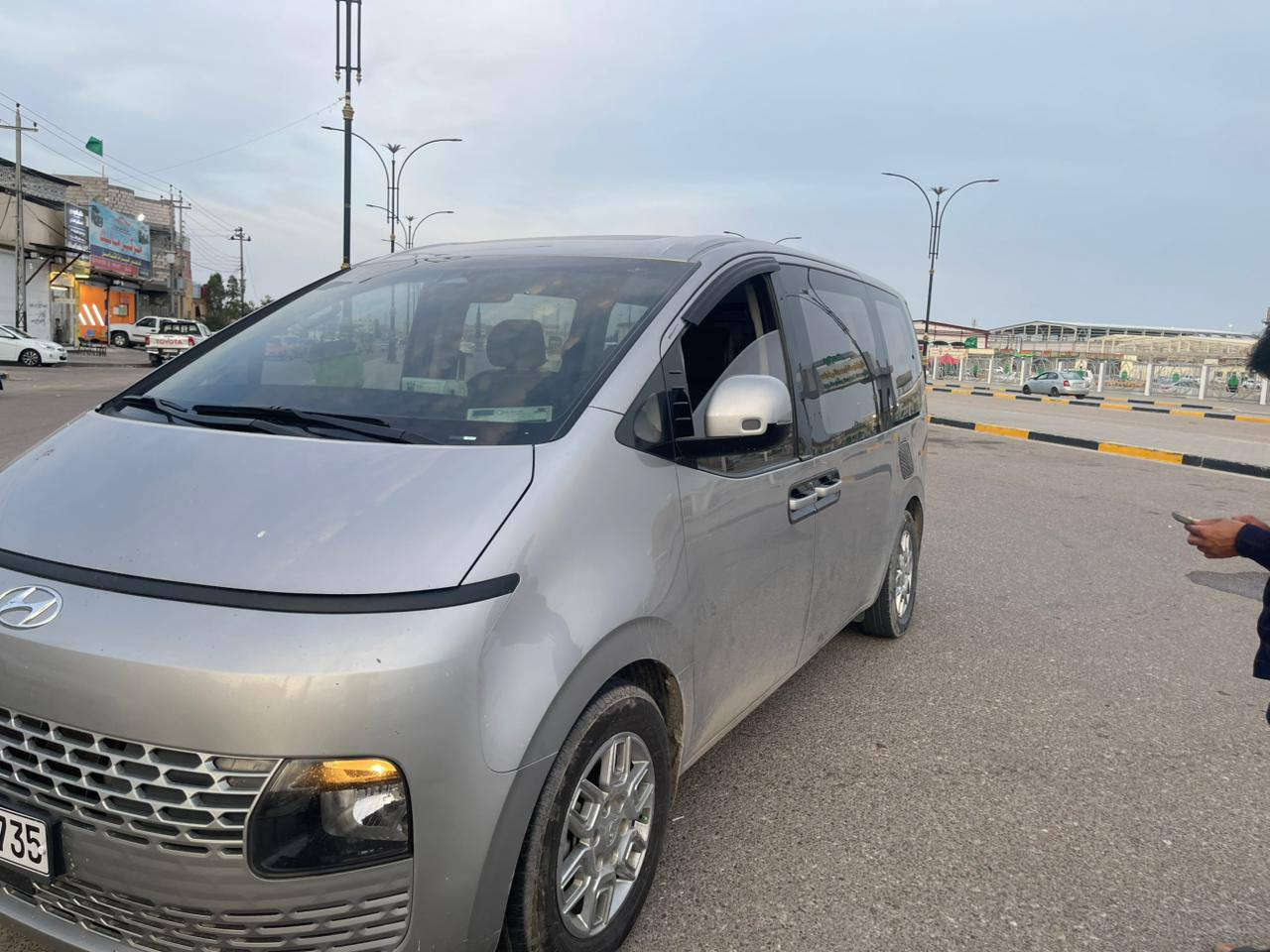 السلام عليكم سياره للبيع ستاريه سعرها 280ورقه وبيها مجال كفالة عامة وبيها خط بالبرجسية تريد هيئة وخطها لو لوحدها *********** مكلف بالنشر البصرة, العراق
