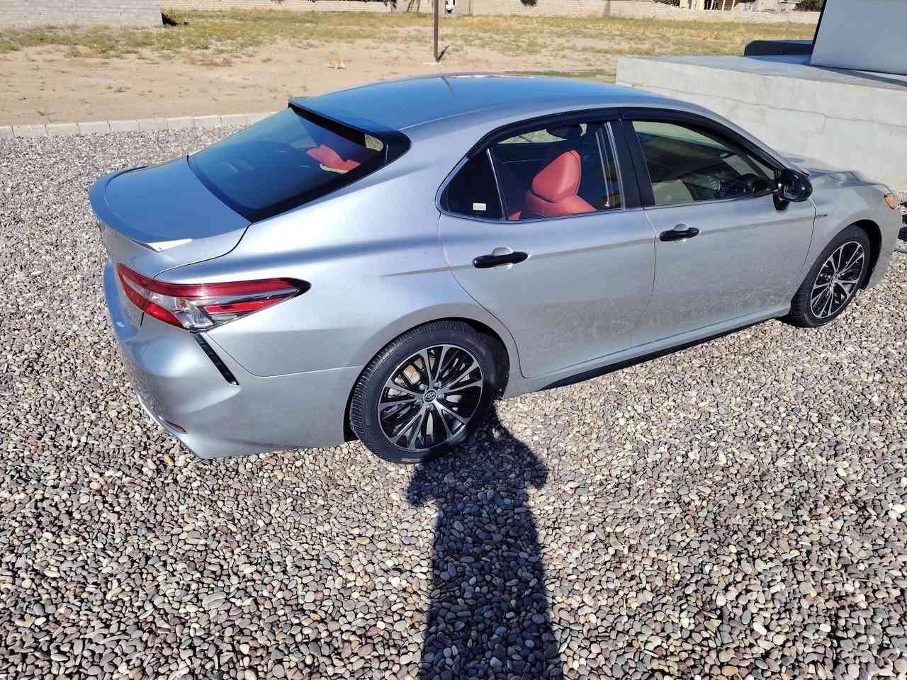 كامري للبيع موديل 2018 se
بدون ضرر داخلي شرط بدون ايرباك شرط
٣قطع كلير امريكي فقط
رقم جديد أربيل
هزه جديده
سنويه جديده بسمي لحد ٢٠٣٠
السعر ١٧٥ قفل 
العنوان صلاح الدين الشرقاط قرية سديره سفلى
رقم الهاتف ***********
