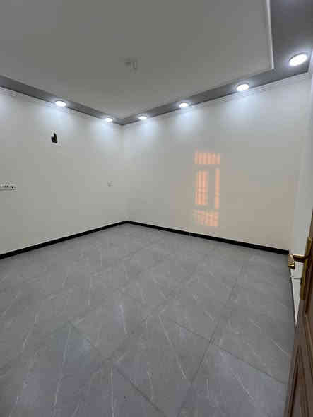 🔴 زيونة محله 714  قرب شارع الربيعي
🔴شقه حديثه للايجار طابق اول 

🔴 الشقه جدا كبيره

🔴 مصعد

🔴تحتوي على:

🔴صاله ومطبخ

🔴 غرفتين نوم : وخدمات

التفاصيل اكثر يرجى الاتصال على

📞***********

📞***********
