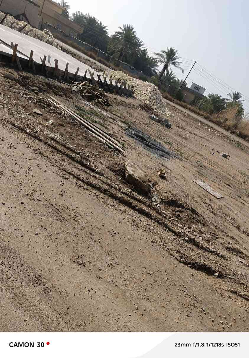 قطعة أرض🌎 للبيع 
١٥٠ متر واجه ١٠ 
الدورة هورجب مجاور محطة اضواء بغداد
 ع شارع العام 
الاستفسار ***********
*********** او مراجعه مكتب ليث الجبوري
