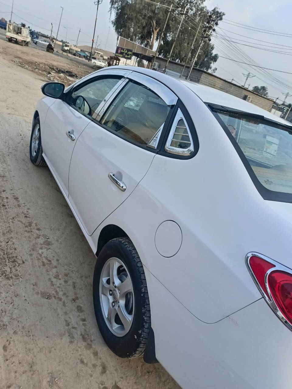 السلام عليكم انترة 2011  بسمي شخصيا تحويل 2يوم مكفولة كفالة عامه من كلشي 
مكينه على البلاد فول مواصفات سيارة جديدة والسونار منشور  السعر 130 مكاني ديالى بعقوبة 
***********
