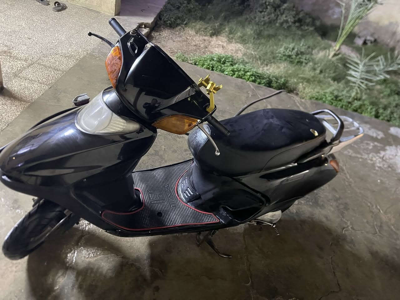 سلام عليكم دراجه سبيسي ياباني كلشي شغال امجفته مره وحده نضيفه سعر 550وبيه مجال للطيبين رقم تواصل *********** وبس واتساب
