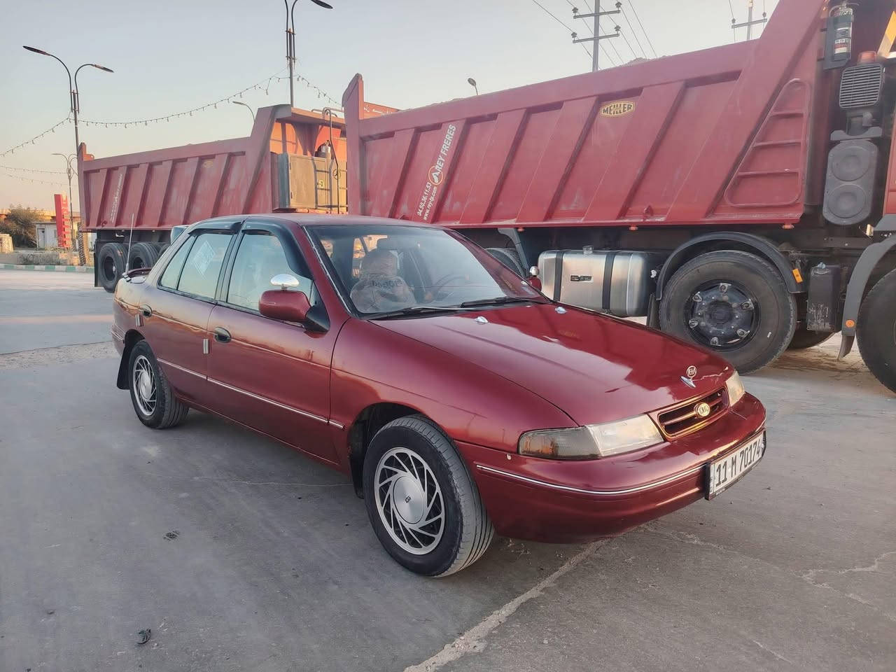 السلام عليكم للبيع او المراوس كيه سيفيا 1994 مكينه مفتوح رقم بغداد انكليزي سنويه الغاية 2030 مكينه كير حداديه جاهزه من كلشي كير عادي صبغ حزام بدون ضربه المكان بابل الكفل السعر 34 
رقم ***********
