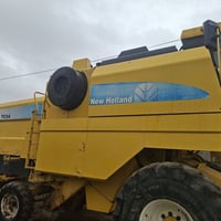 تراكتور • نيوهولاند • ٢٠٠٥