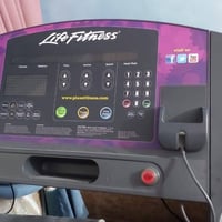 جهاز جري • لايف فتنس • مستعمل قليل
