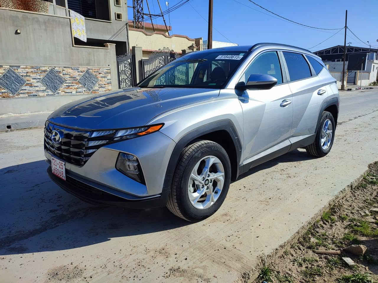 للبيع هونداي توسان موديل 2023 
فول مواصفات معدا فتحه ماشي 24الف
سعر 183 ورقه.  ***********
كلش نضيف كلين بدون قطره صبغ 
بدون تبديل بدون ايرباك ضرر فقط دعاميه.  موجود رقم شاصي مع صور 
بدون رقم كاتي يترقم محافظات شيمالي اربيل سليمانيه دهوك 
عنوان كركوك شراع معارض 
*********** كركوك, العراق
