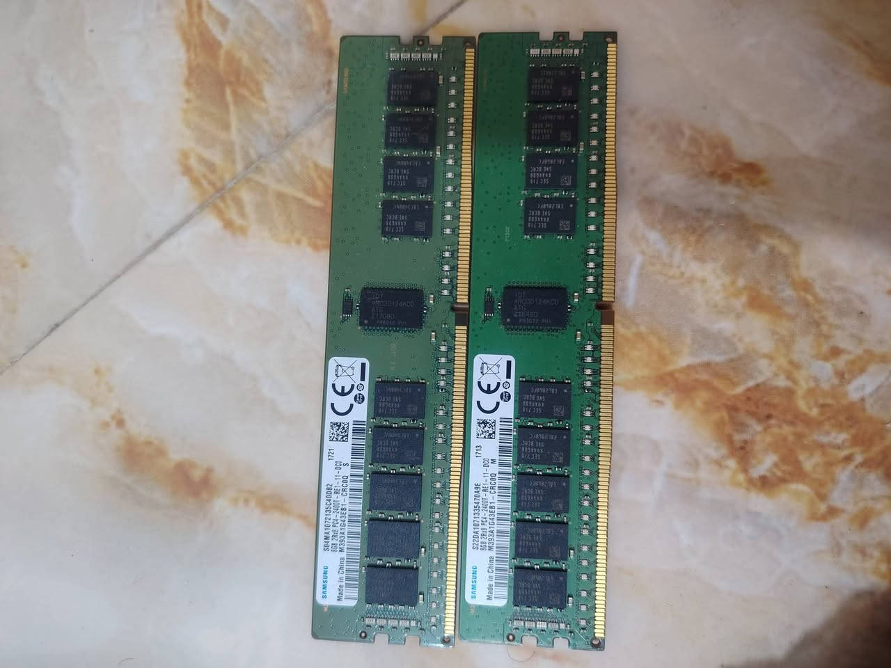 هاردات اثنين 256 الواحد ب25
رامات 8 ddr4 الزوج ب75 مع التوصيل


**إذا كنت صاحب هذا الإعلان وتريد حذفه لأي سبب، رجاءا أرسل رسالة إلى الدعم الفني**