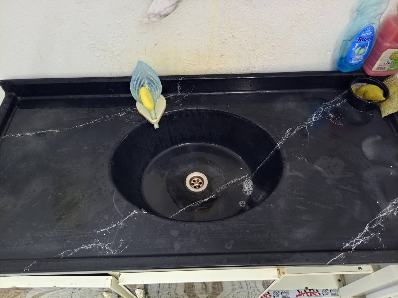 سنك للبيع وبسعر 100 وبي مجال مكانه فلوجه***********
