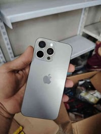 ايفون 15 برو ماكس تيتانيوم ذاكره 256 بطاريه شرط ما مصعد 91 جهاز حيل نض...