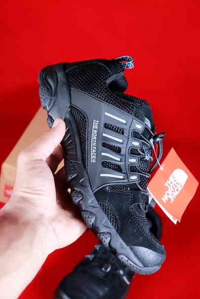 🥾أحذية جبلية أصلية من ذنورث
قطع محدودة - سارع بالحجز!
مستوردة من مصانع أوروبية
💰 السعر: 55 فقط
🚚توصيل مجاني لأي مدينة!
هاتف
الاسيا/***********
الاثير/***********
