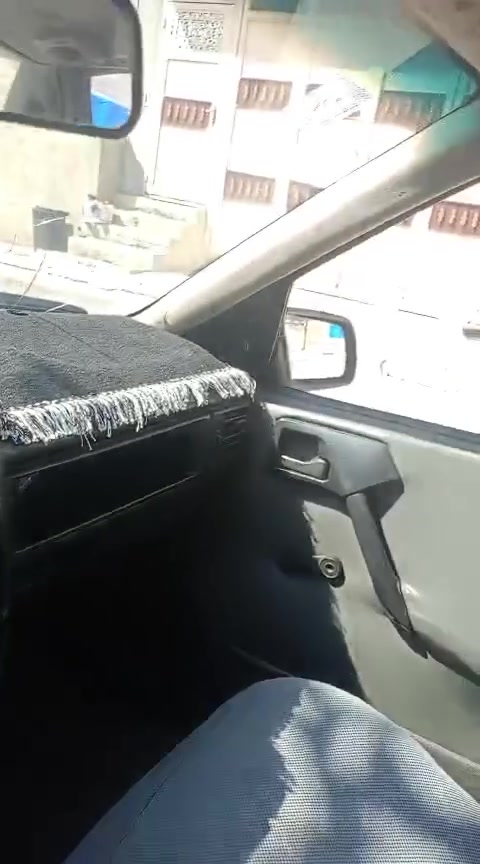 السلام عليكم ورحمة الله وبركاته  سياره نضيفه تجفيت جديد محرك 16 تأيرات نظيفه رقم  كركوك السعر 34 وبيهامجال  *********** موديل 1992
