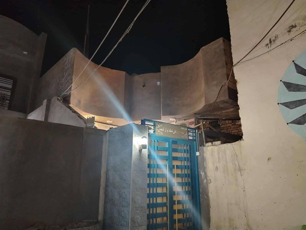 بيت طابو صرف قرب الشط خلف البريد مساحه 209متر يحتوي ع غرفتين صاله مطبخ حار بارد مجمع صحيات داخلي ومجمع صحيات خارجي  استقبال بناء حديث 2024 صب  مطلوب سلفه إسكان باقي ٤٢ تسديد السلفه ٢٢١الف بالشهر
الاستفسار  
***********
اتصال أو واتساب
